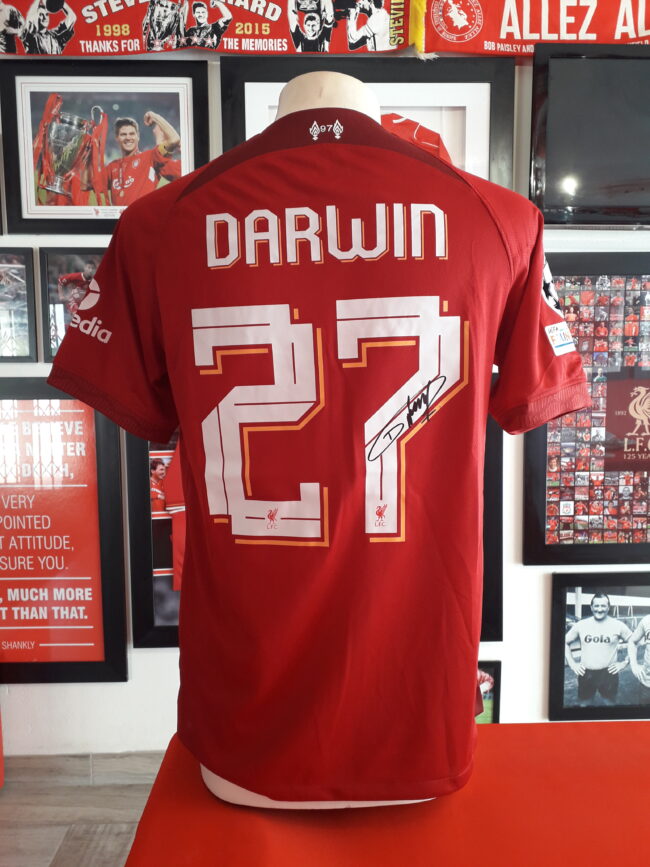 Liverpool - Darwin Núñez Signed Shirt