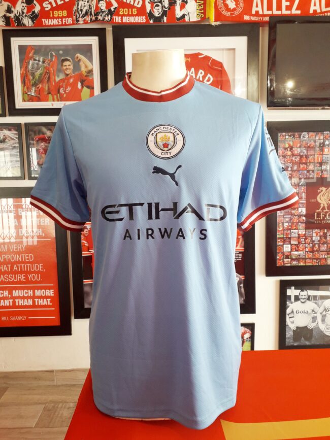 Alternative view of Manchester City - Kevin De Bruyne Signed Shirt