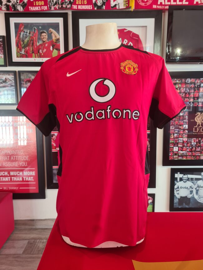 Alternative view of Manchester United - Cristiano Ronaldo Signed Shirt