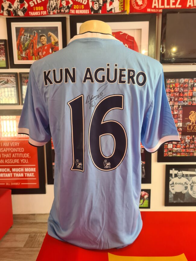 Manchester City – Sergio Agüero Signed Shirt