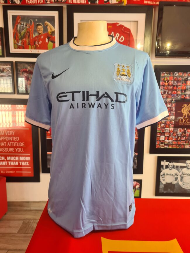 Alternative view of Manchester City – Sergio Agüero Signed Shirt