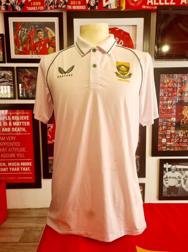 Alternative view of South Africa - Quinton De Kock Signed Match Test Shirt