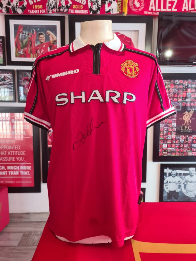 Manchester United - David Beckham Signed Shirt