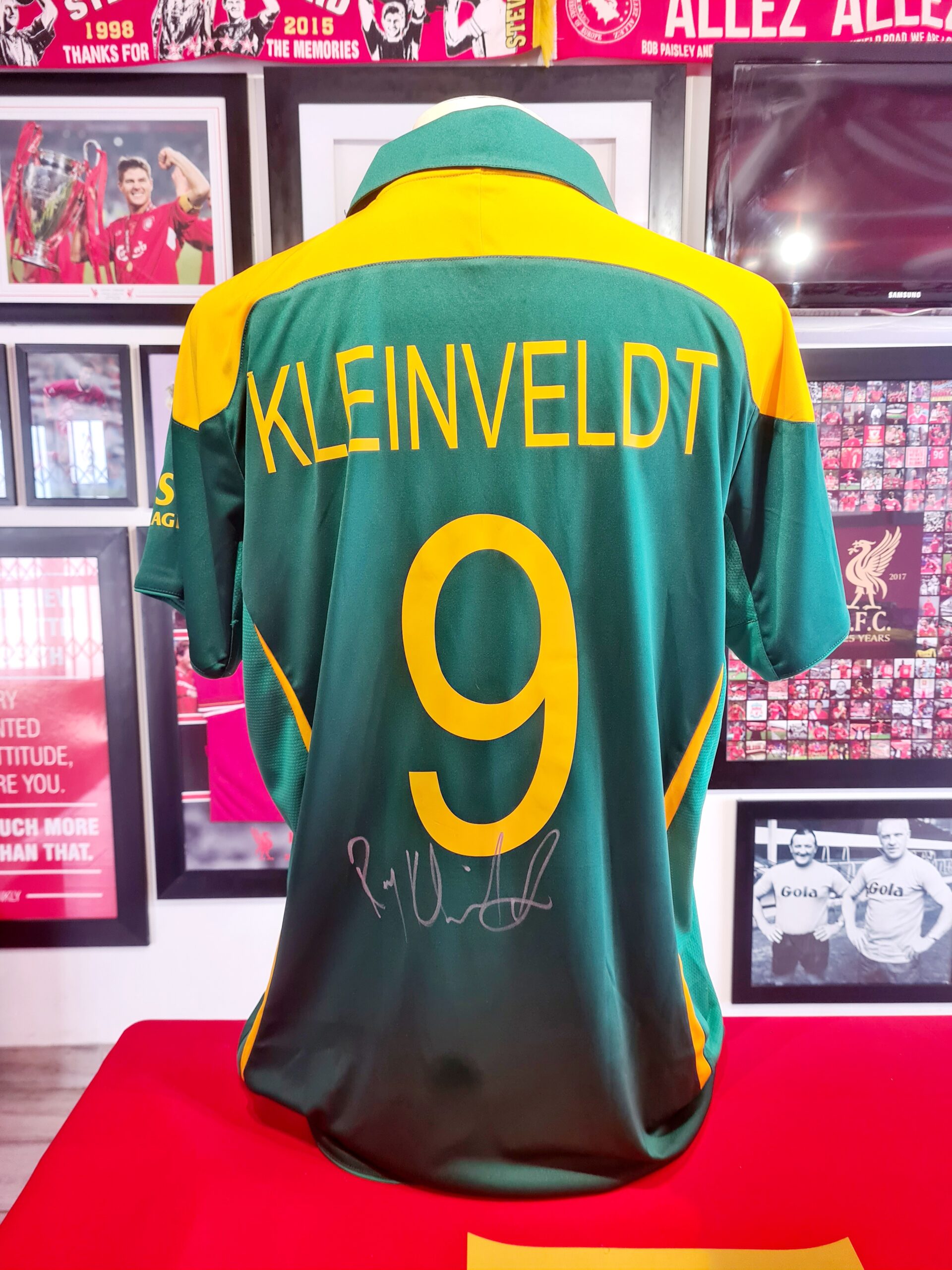 South Africa - Rory Kleinveldt Signed Match Used Shirt